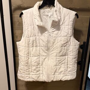 New York & Company Cream Quilted Vest